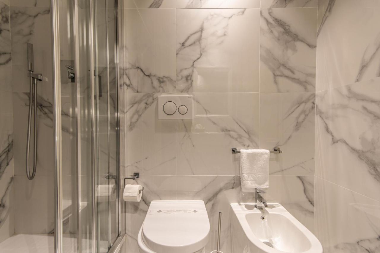 Hnn Luxury Apartment Genoa